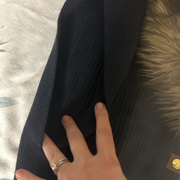 Michael Michael Kors knit sweater vest. Detachable fur collar. Size medium EUC - Picture 10 of 16